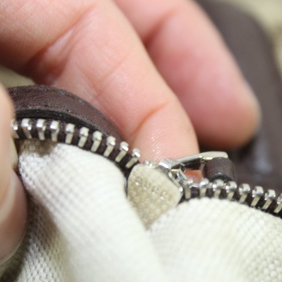 GUCCI Beige/Ebony GG Canvas Techno Horsebit Medium Hobo Bag - Picture 3 of 14